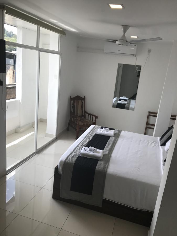 Impala City Hotel And Hostel Kandy 50 Kültér fotó